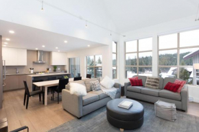 Blackcomb Greens 20 | Stylish Townhome with Parking, Shared Hot tub, Village Shuttle, Views